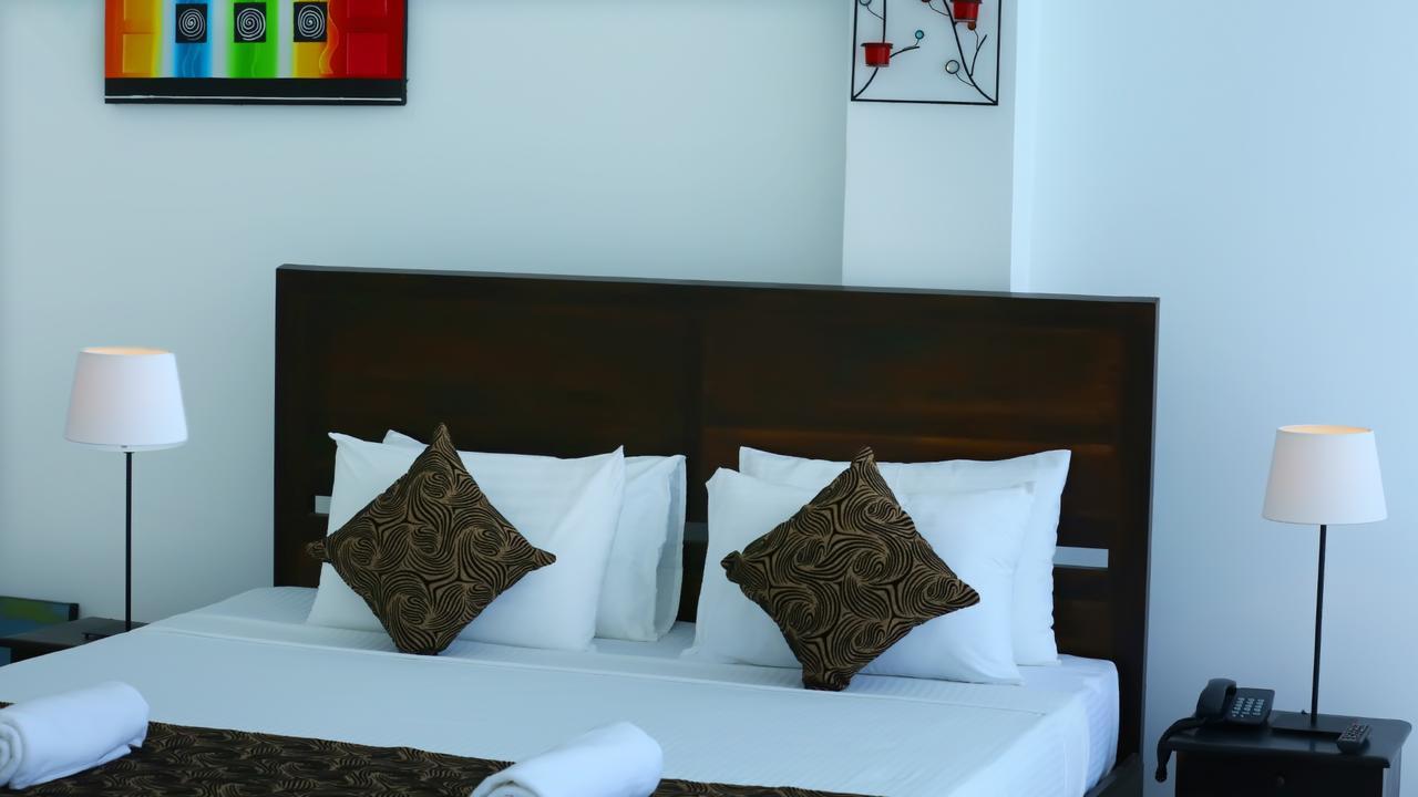 Hotel Twenty Two Binaweli Weligama Esterno foto