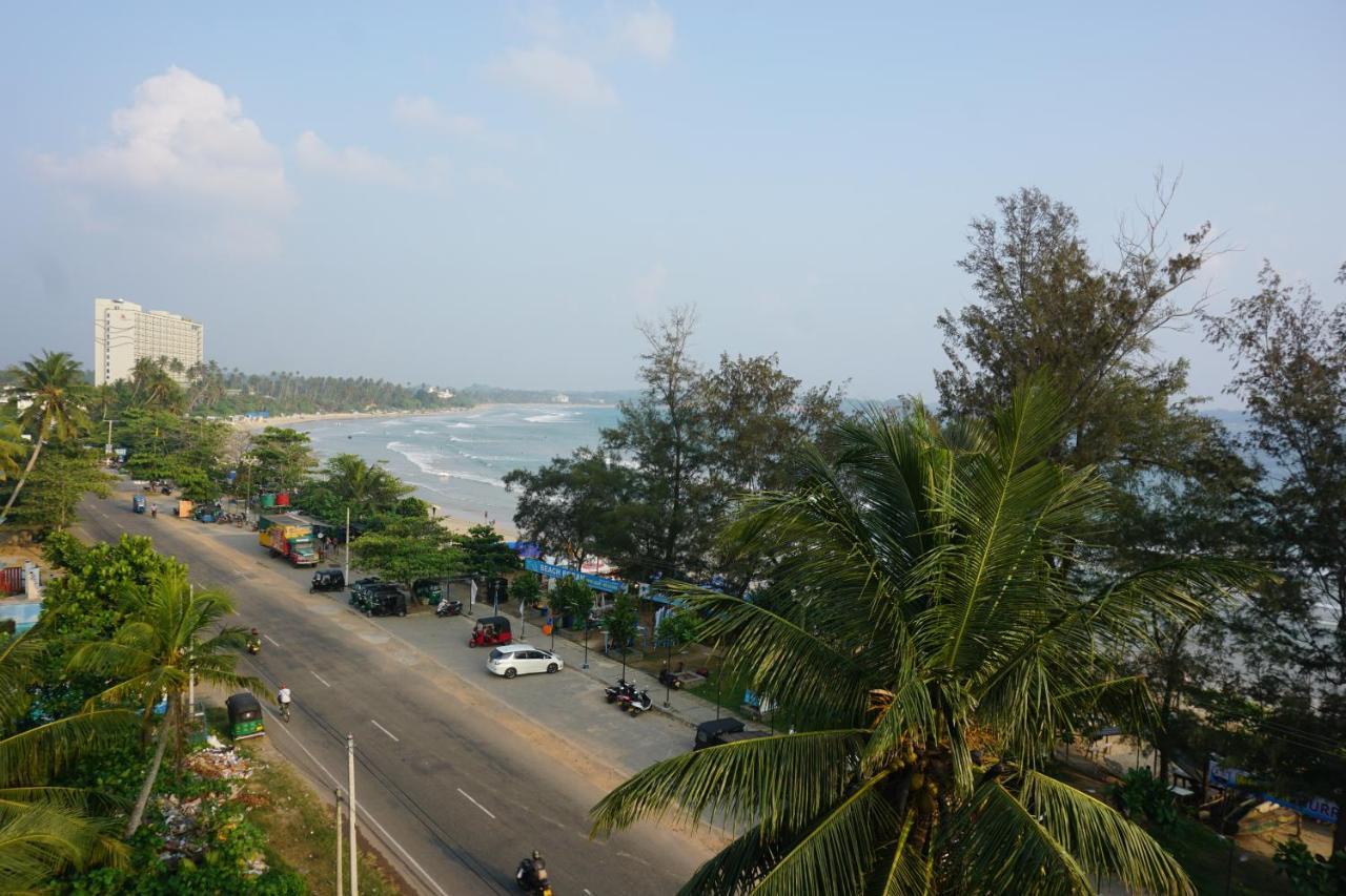 Hotel Twenty Two Binaweli Weligama Esterno foto