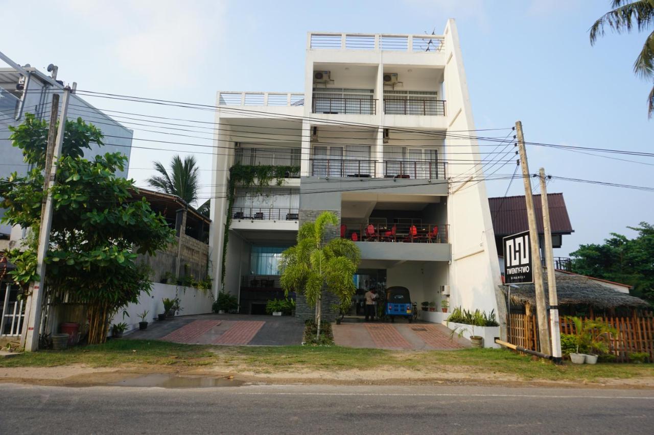Hotel Twenty Two Binaweli Weligama Esterno foto