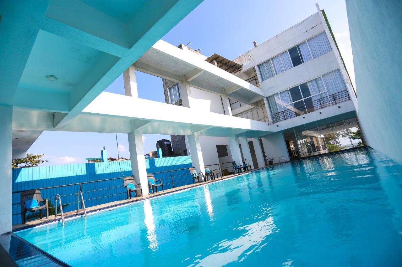 Hotel Twenty Two Binaweli Weligama Esterno foto