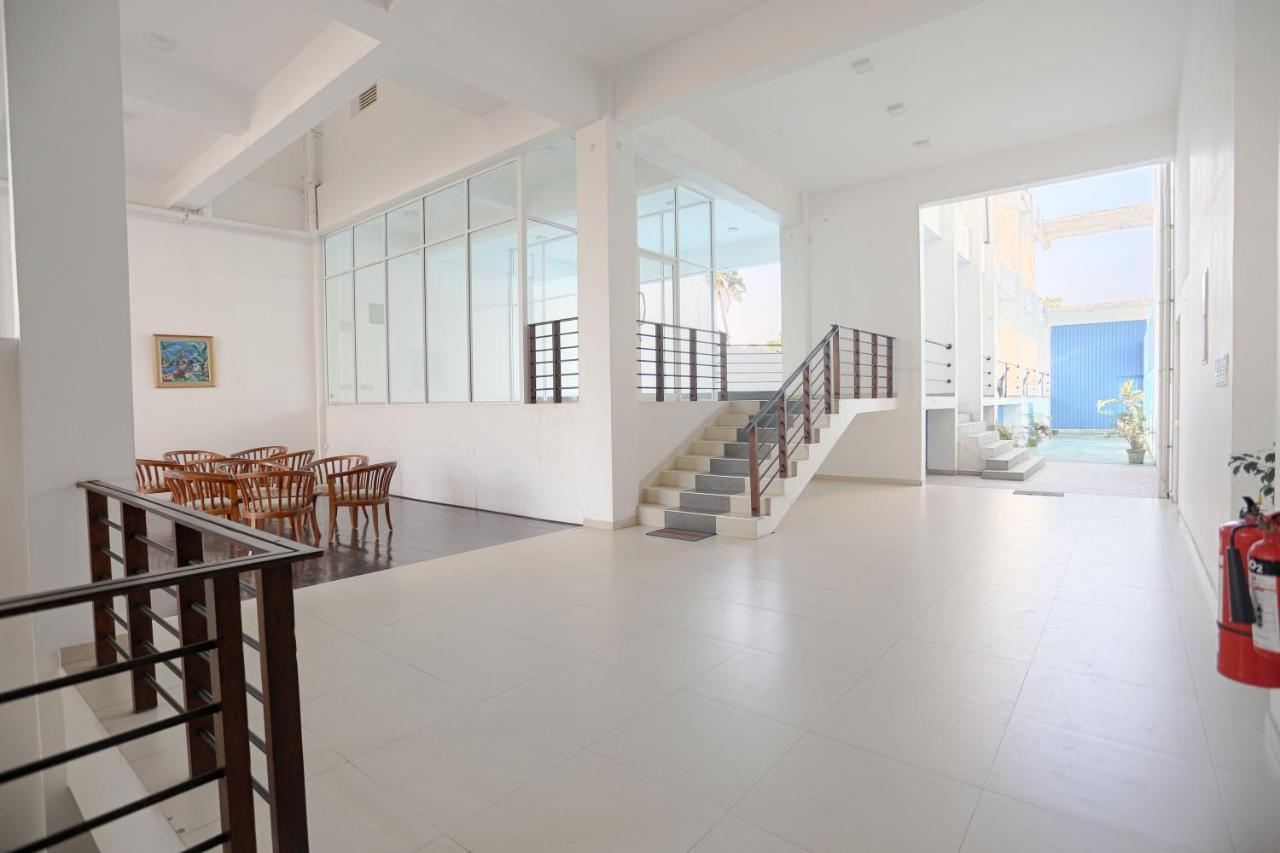 Hotel Twenty Two Binaweli Weligama Esterno foto